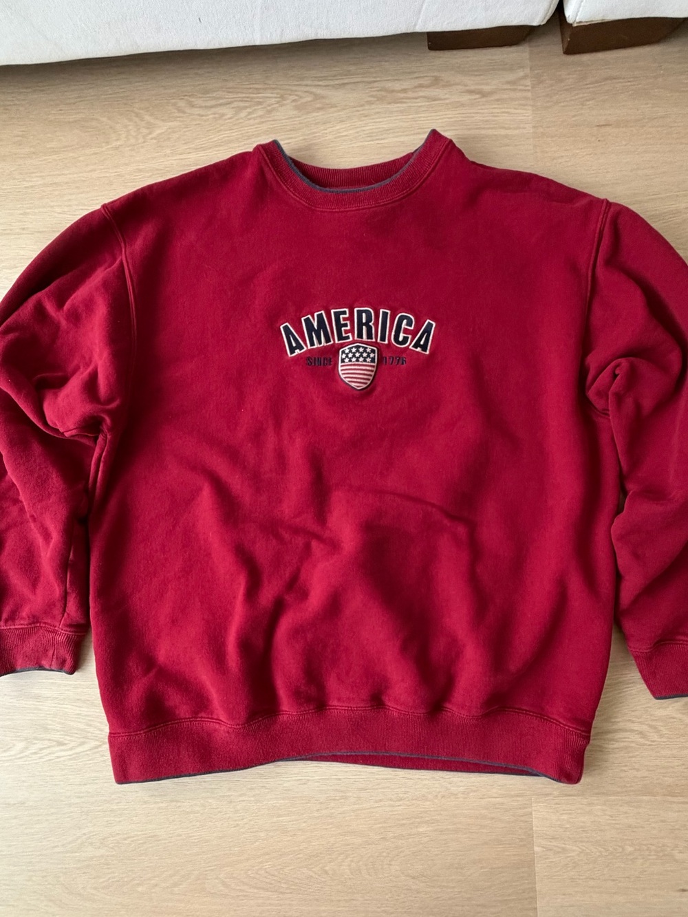 Croft & Barrow vintage red America 1776 crewneck sweatshirt